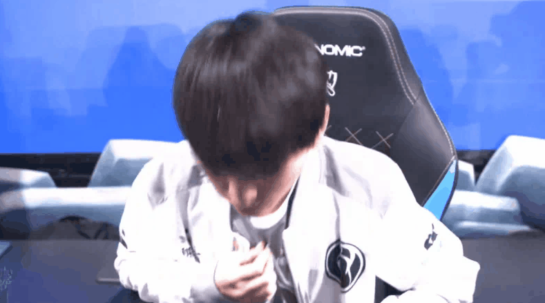 开云体育JackeyLove在C9比赛中官方发布新规，高光表现引发热议！